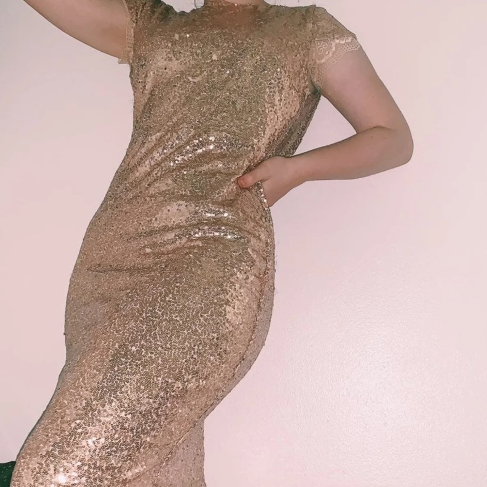 WINDSOR Gild Sequin Prom Cocktail Dress